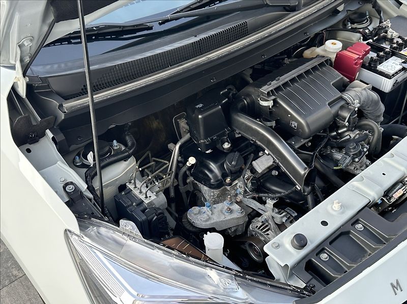 Mitsubishi Space Star 1,2 71PS  Invite A/T - fotka 45 z 53