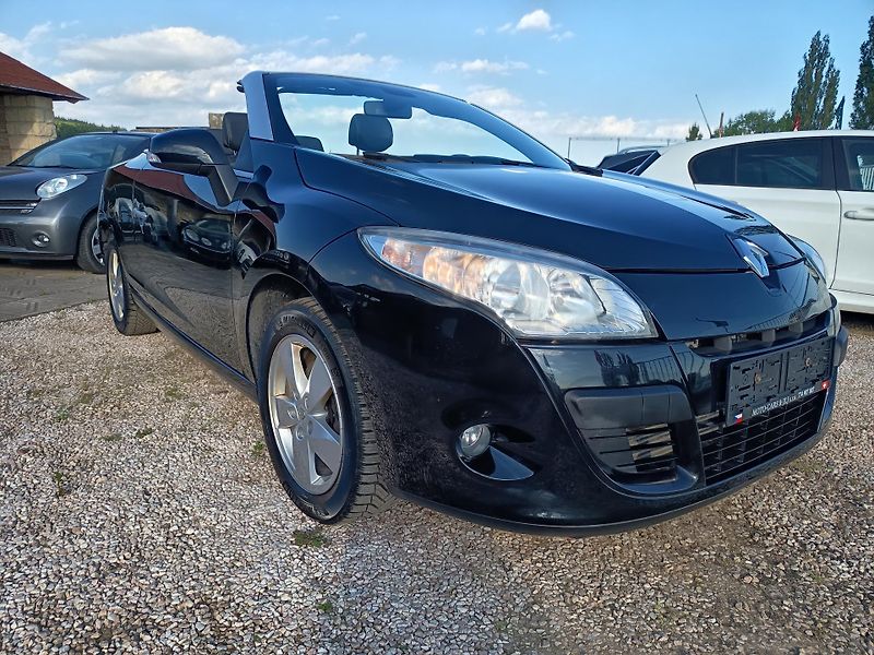 Renault Mégane (2011) Kabroušek 1.4 96kw - fotka 5 z 53