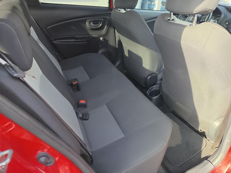 Toyota Yaris 1.5 VVTI kamera TZ - fotka 16 z 18