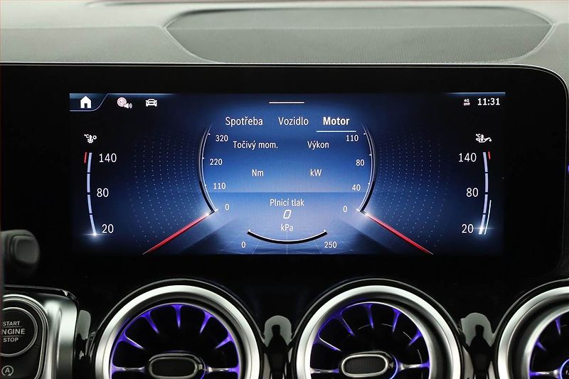 Mercedes-Benz GLB (2026) 200 d, AMG LINE, KAMERA - fotka 18 z 27