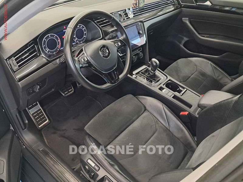 Volkswagen Arteon (2018) 2.0TDI, ČR, AT, navi, LED - fotka 3 z 3