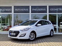 Hyundai i30 1,6 i 1.MAJITEL POUZ AUTORIZAK - fotografie inzerátu