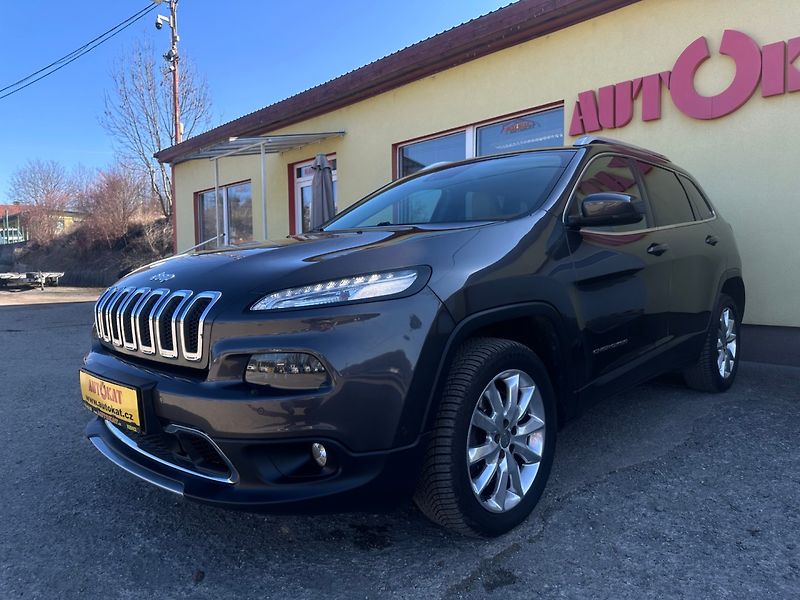 Jeep Cherokee 2.2 CRD 4x4/147kW/Automat/1MAJ - fotka 7 z 37