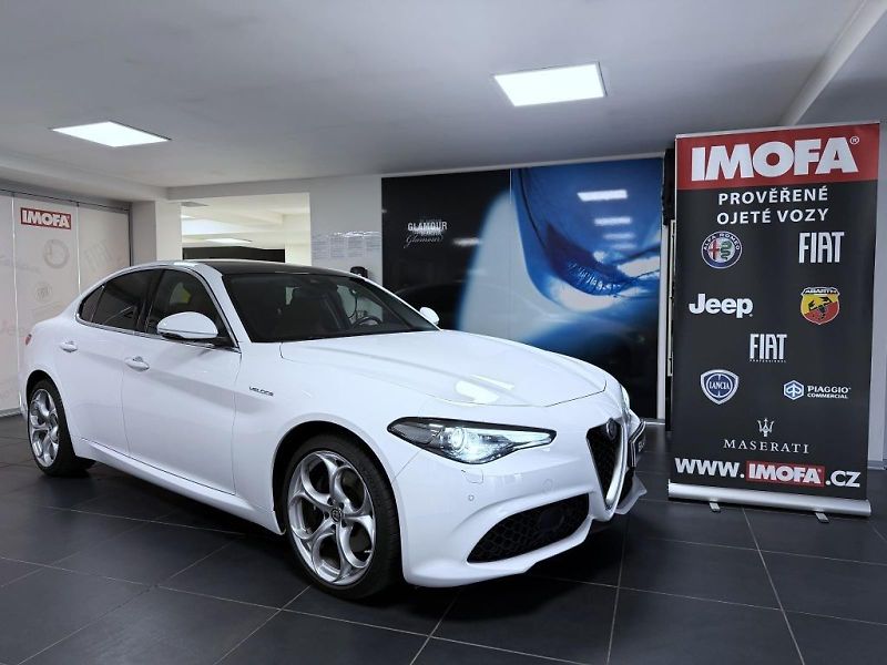 Alfa Romeo Giulia (2020) 2.0 T 280k AT8 ZF Q4 4x4 Veloc - fotografie inzerátu