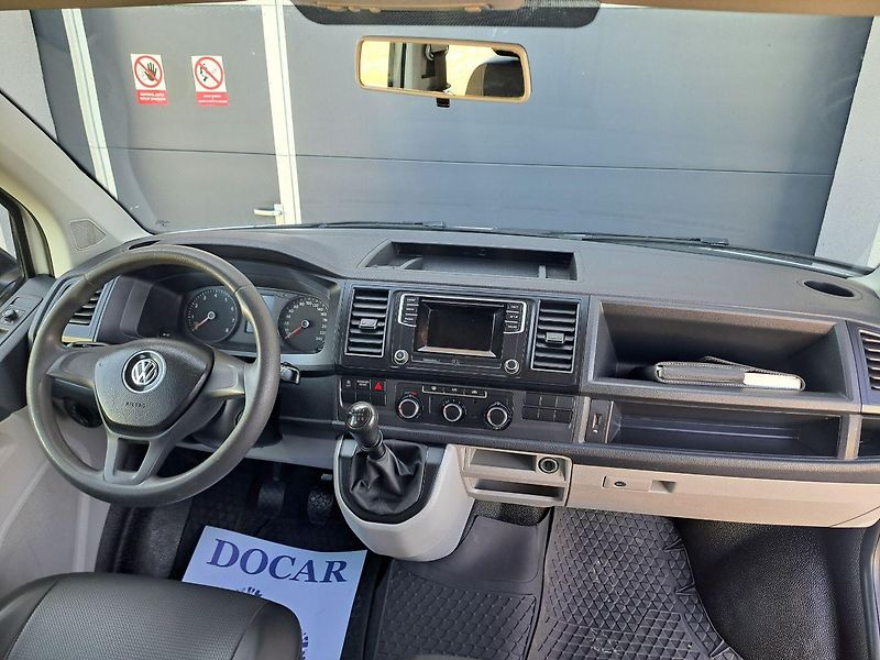 Volkswagen Transporter (2018) 2.0 TSI, 110kW, 6 míst, ZÁRUKA - fotka 16 z 27