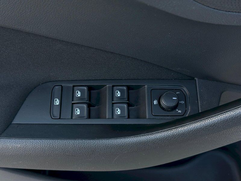 Škoda Kamiq (2022) 1.0 TSI 81 kW Ambition Plus - fotka 8 z 21