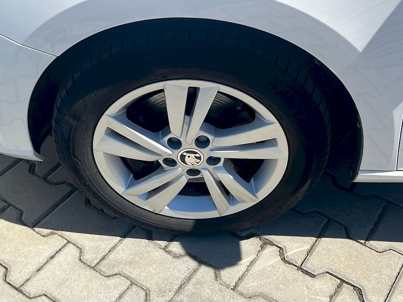 Škoda Fabia (2020) Style Plus 1,0TSI 81kW 6°manuá - fotka 31 z 31