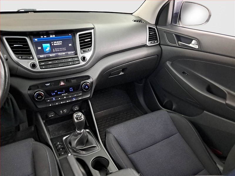 Hyundai Tucson (2016) 1.7 CRDi, Navi, Tempomat - fotka 8 z 21