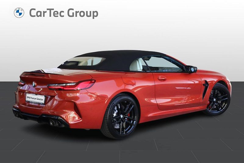 BMW M8 Cabrio - fotka 5 z 33