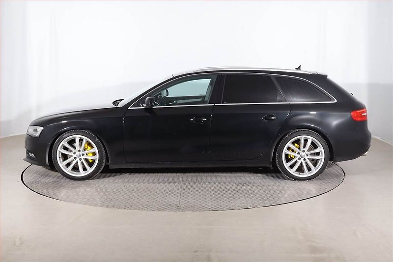Audi A4 (2012) 3.0 TDI, 4X4, Automat - fotka 3 z 23