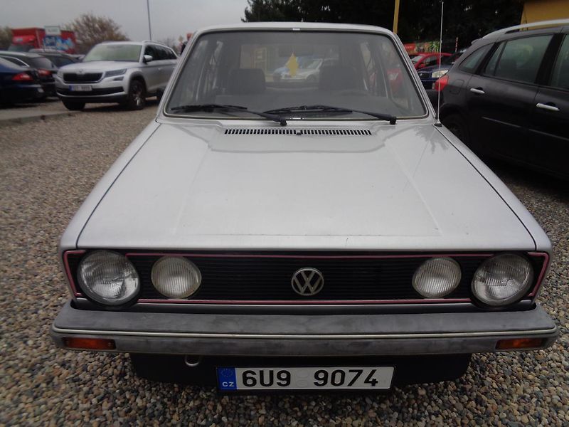 Volkswagen Golf 1,6 GX   Diesel - fotka 8 z 12