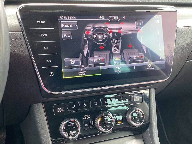 Škoda Superb (2021) 2.0 TDI DSG Style - fotka 15 z 35