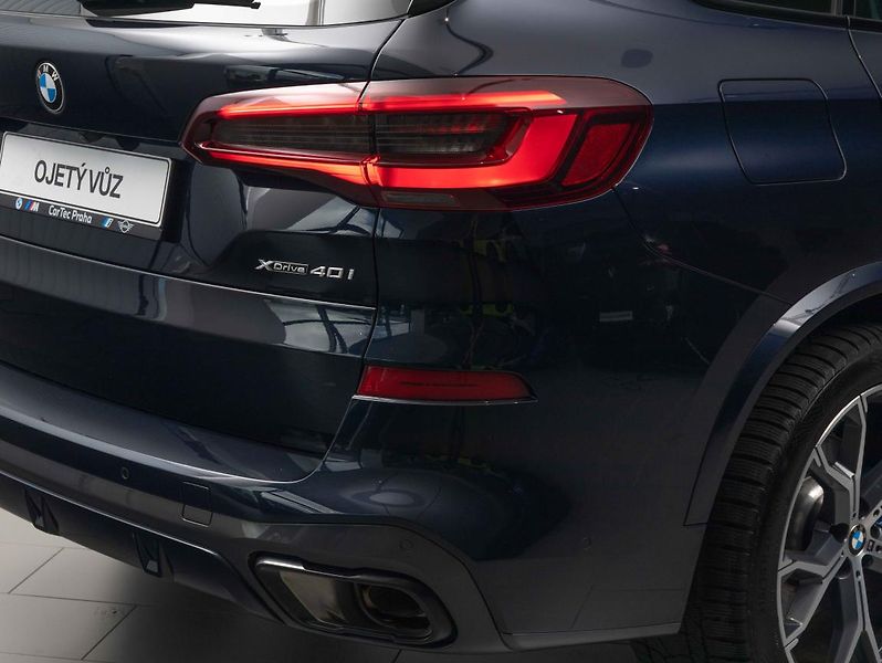 BMW X5 xDrive40i - fotka 9 z 22