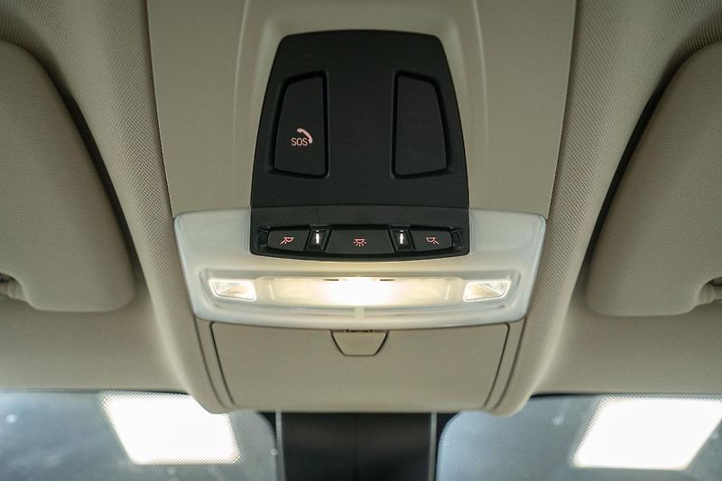 BMW X5 40e 2.0 180 kW xDrive - fotka 33 z 49
