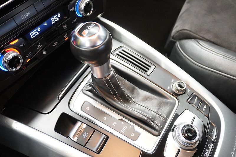 Audi SQ5 3.0TDI 313PS QUATTRO AUZTOMAT - fotka 15 z 28