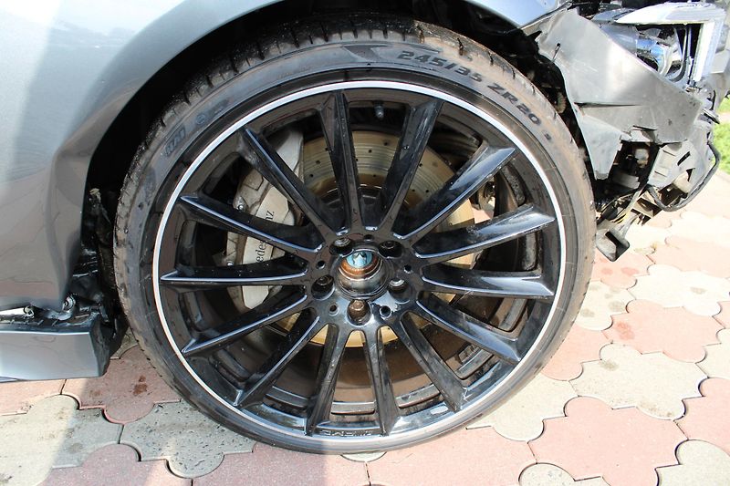 Mercedes-Benz CLS 400d 4MATIC*AMG*Burmester* - fotka 22 z 31