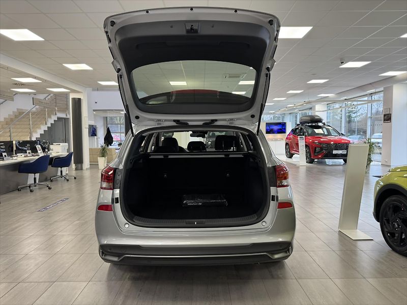 Hyundai i30 (2026) 1,0 T-GDI MT GO CZECH - fotka 5 z 10