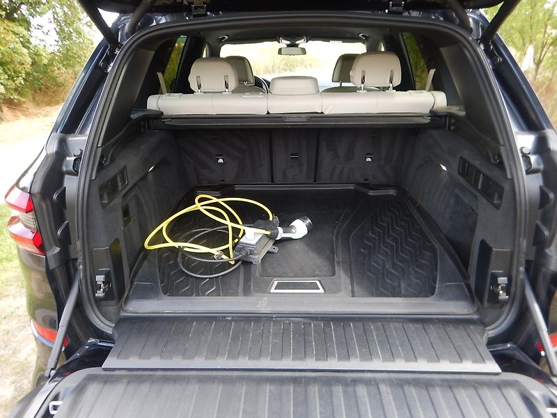 BMW X5 xDrive45e, ČR, 1. MAJ. - fotka 14 z 27