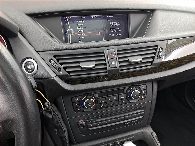 BMW X1 (2012) xDrive23d, 4X4, Automat, Navi - fotka 12 z 20
