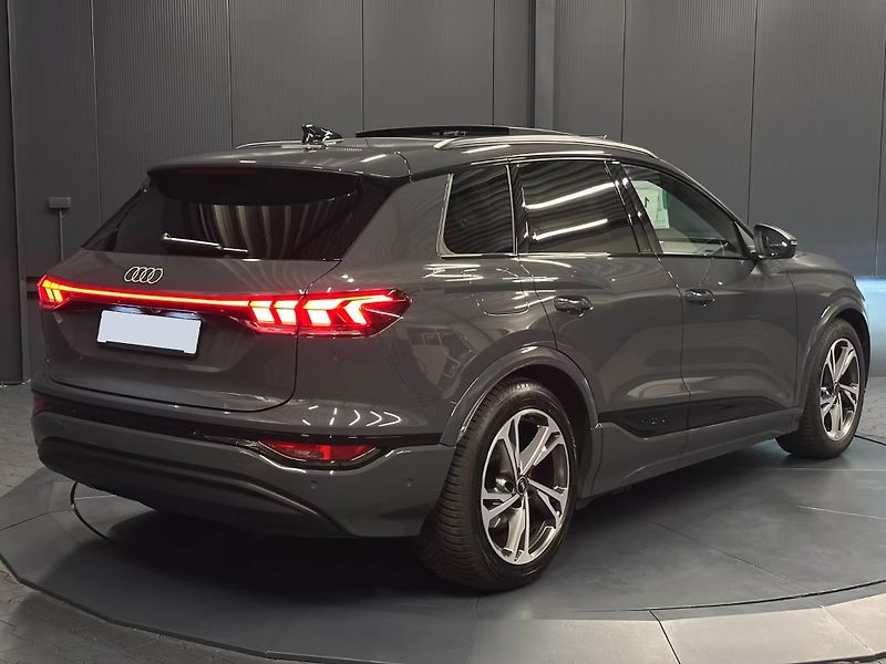 Audi Q6 e-tron perf. S-Line B&O Vzduch Pano - fotka 8 z 28