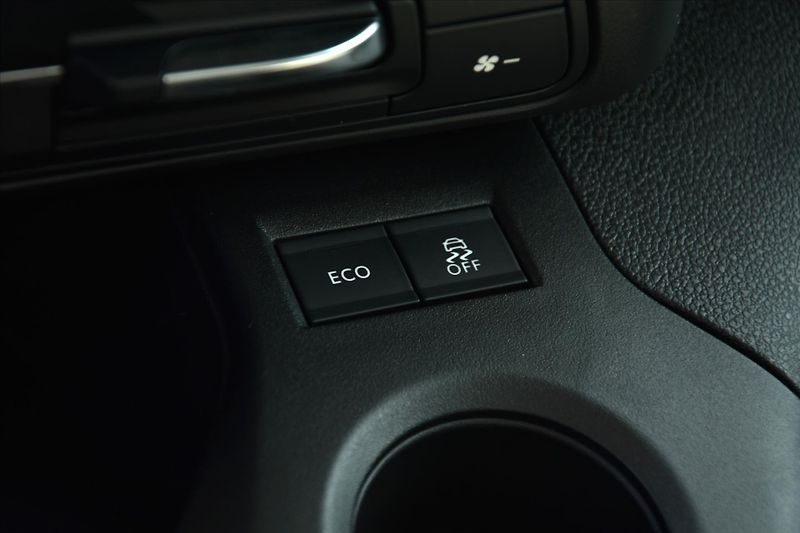 Citroën Berlingo 1.2i 96kW XTR  A/T 1. MAJITEL - fotka 27 z 31