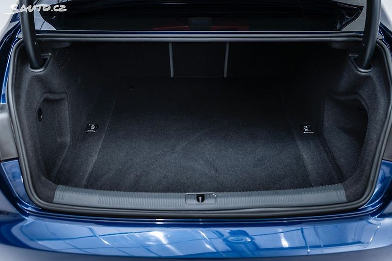 Audi A4 2.0 TDI quattro*Servis - fotka 20 z 43