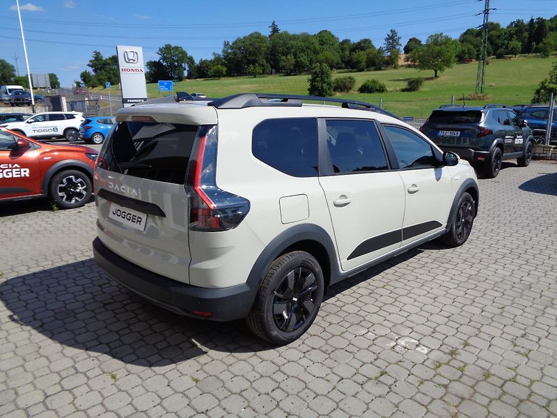 Dacia Jogger (2026) Expression Eco-G 120 7 míst    - fotka 6 z 23