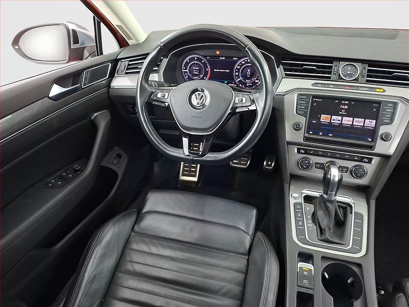 Volkswagen Passat (2017) 2.0 TDI, 4X4, Automat - fotka 7 z 17