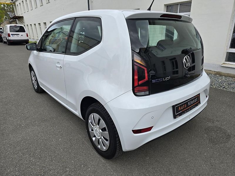 Volkswagen up! CNG KAMERA + DIGIKLIMA ČR - fotka 5 z 28