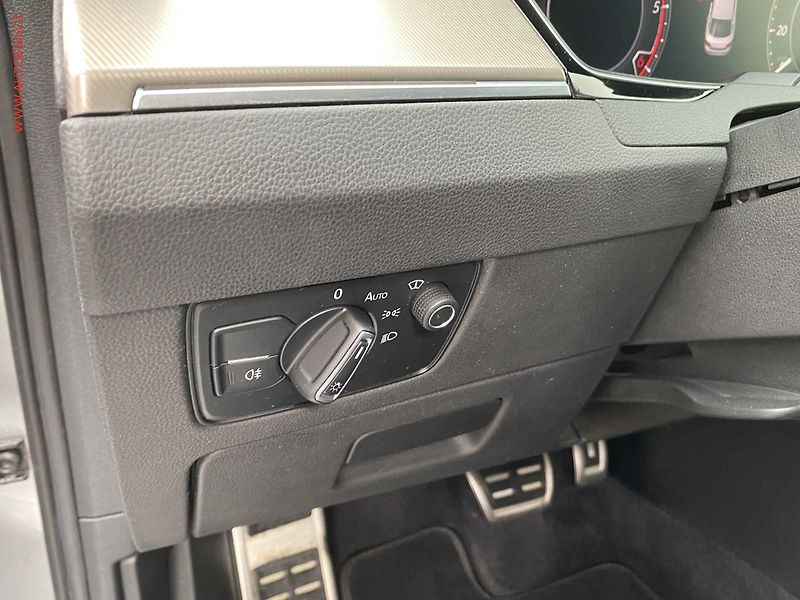 Volkswagen Arteon (2017) 2.0 TDi, Elegance, DSG, šíbr - fotka 15 z 20