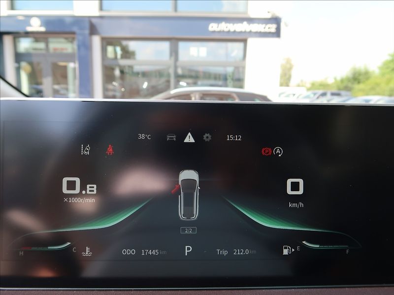 Dongfeng U-Tour 1,5 T,130kW,1majČR,ExclusiveFR - fotka 11 z 37