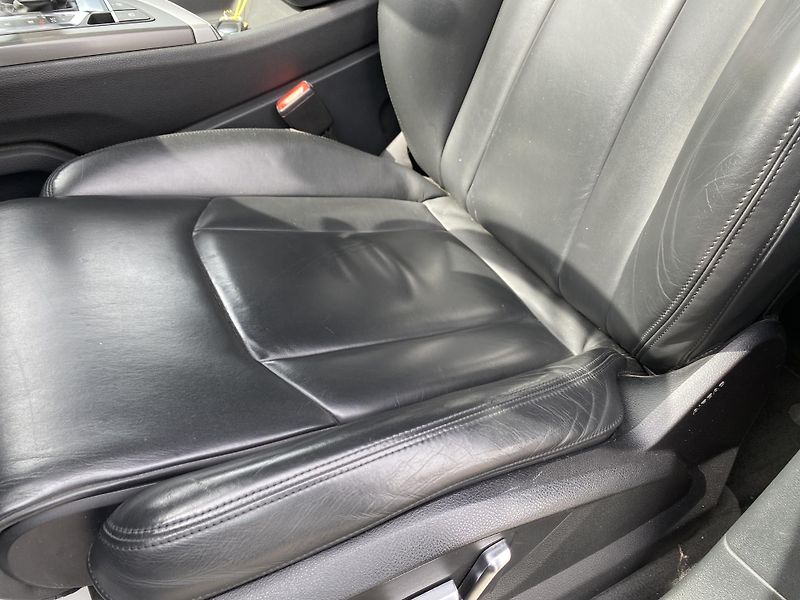 Audi Q7 3.0TDi 4x4 270PS S-LINE 7MÍST! - fotka 98 z 173