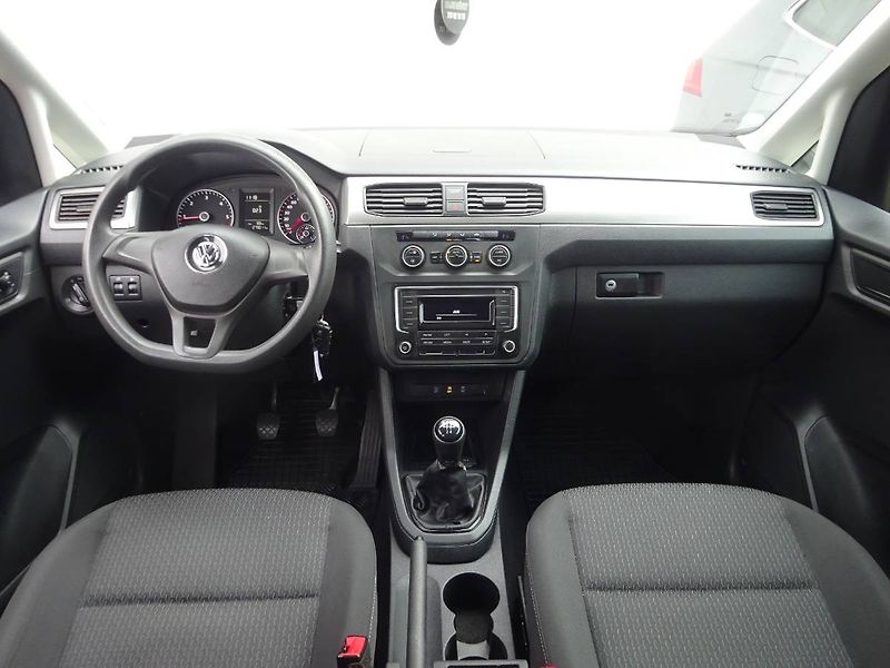 Volkswagen Caddy (2019) 2,0 TDi/ 75kW Trend - fotka 5 z 23
