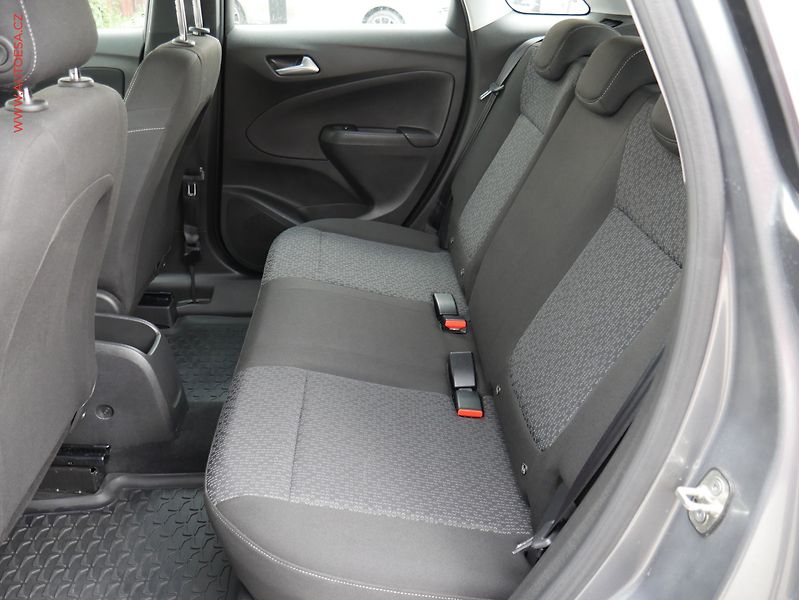 Opel Crossland X (2018) 1.2 i, ČR, AC, tempo, výhřev - fotka 10 z 14