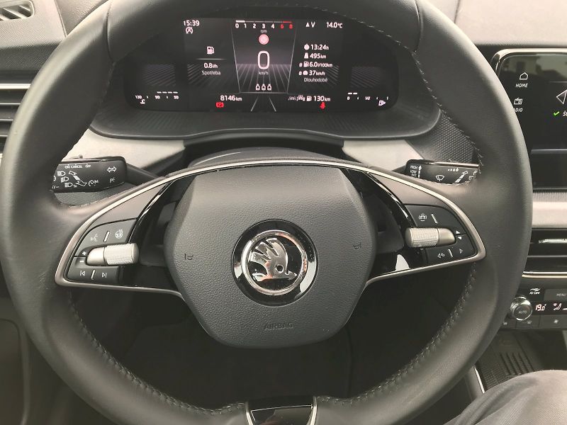 Škoda Kamiq (2024) Top Selection 1,0 TSI - fotka 9 z 26