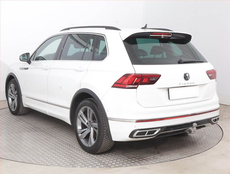 Volkswagen Tiguan (2023) R-Line 2.0 TDI - fotka 4 z 17