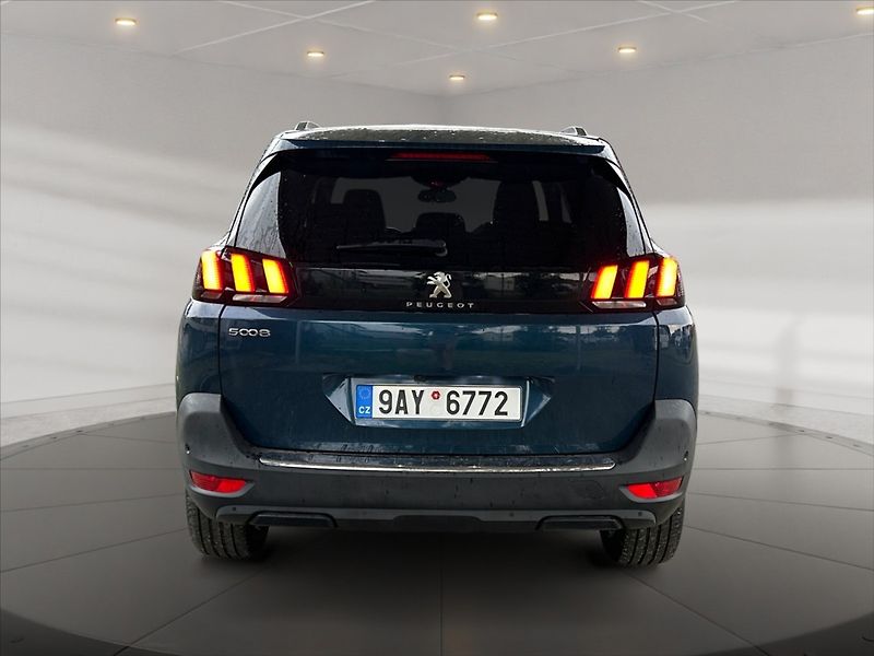 Peugeot 5008 1,2 PT 130 Allure Pack AT - fotka 5 z 11