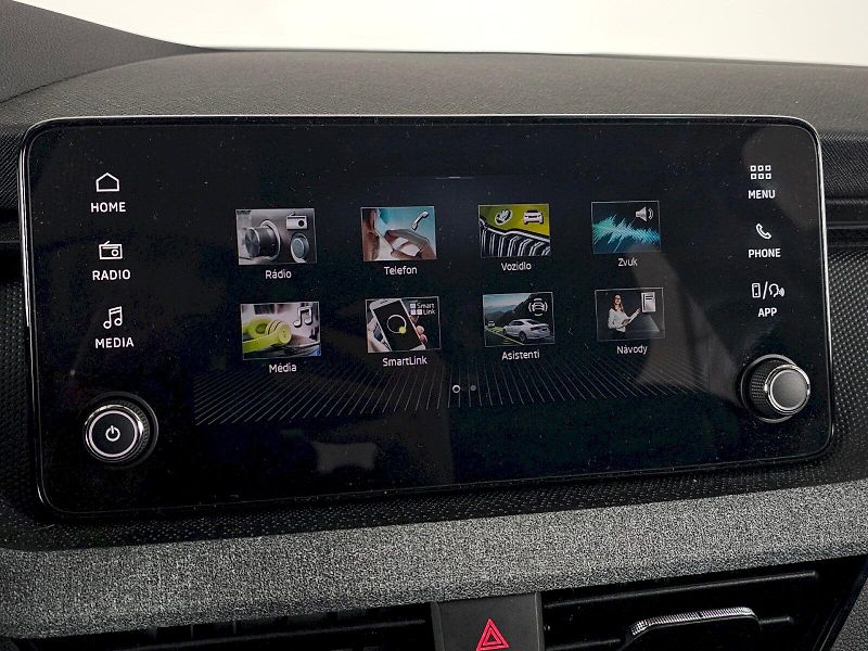 Škoda Scala (2025) 1.0TSi 85kW SELECTION TAŽNÉ - fotka 12 z 24