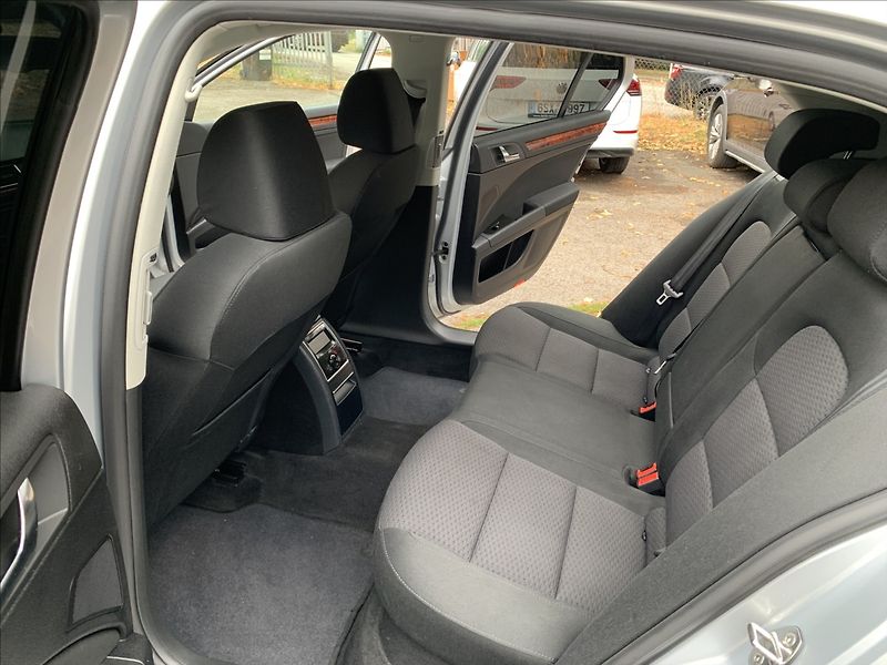Škoda Superb 1,8 TSI - fotka 16 z 17