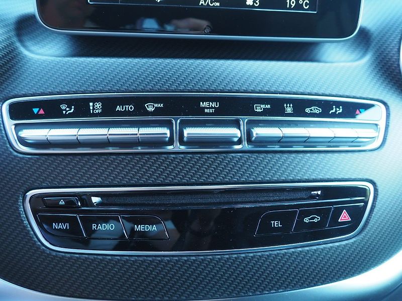 Mercedes-Benz Třídy V (2018) 250d 4Matic, 360 Kamera - fotka 34 z 38