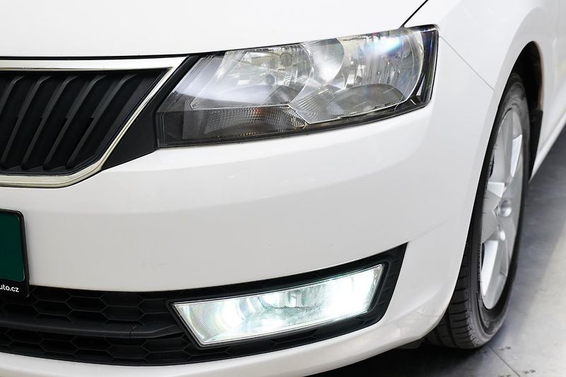 Škoda Rapid - fotka 9 z 26