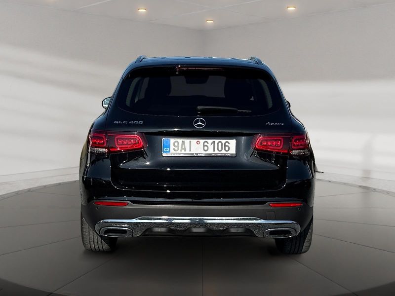 Mercedes-Benz GLC (2022) 200 145kW 4MATIC CZ DPH - fotka 5 z 11