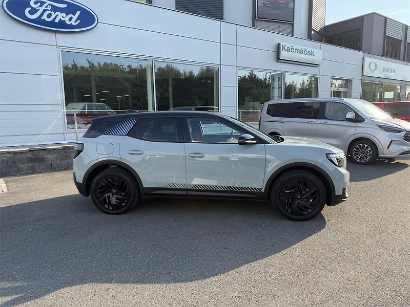 Ford Explorer Collection, SUV, 77 kWh PRODLO - fotka 2 z 23