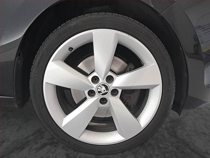 Škoda Rapid (2014) 1.2 TSI, Serv.kniha, Tempomat - fotka 14 z 15