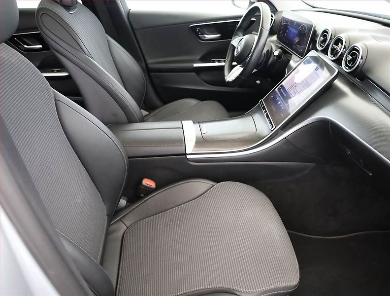 Mercedes-Benz Třídy C (2022) Avantgarde C 220 d - fotka 7 z 18