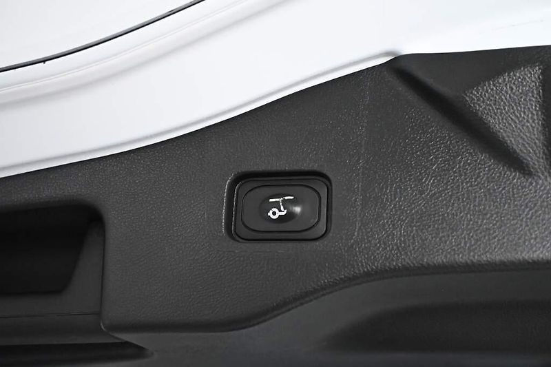 Ford Mondeo (2022) 2.0 LED SONY TITANIUM Webasto - fotka 20 z 35