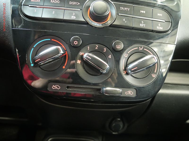 Mitsubishi Space Star (2021) 1.2i, 1.maj,ČR, servis.kniha - fotka 18 z 19
