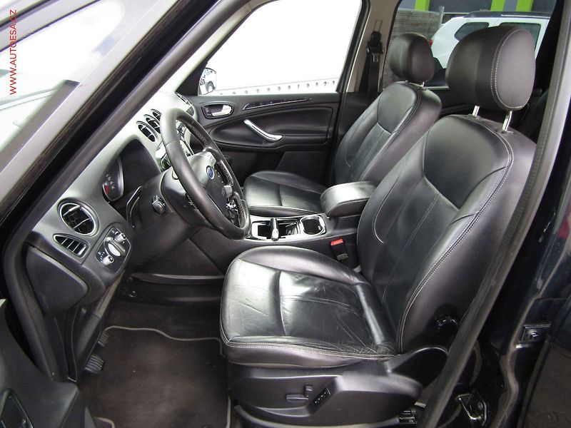 Ford Galaxy (2010) 2.0 TDCi, 2.maj, TZ, p.čidla - fotka 9 z 21