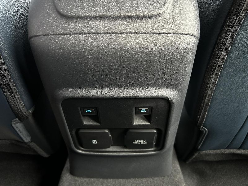 Ford Bronco 2.7 EcoBoost 246kW OUTER BANKS - fotka 9 z 32
