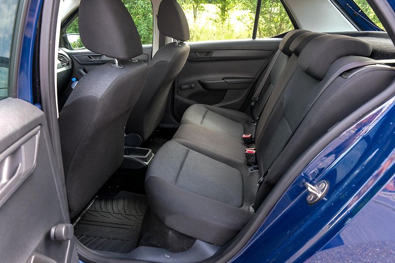 Škoda Fabia (2018) po servisu | vyhř. sedadla - fotka 14 z 16